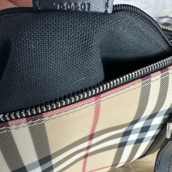 Burberry Novacheck Barrel Shoulder Bag - Picture 14 of 15